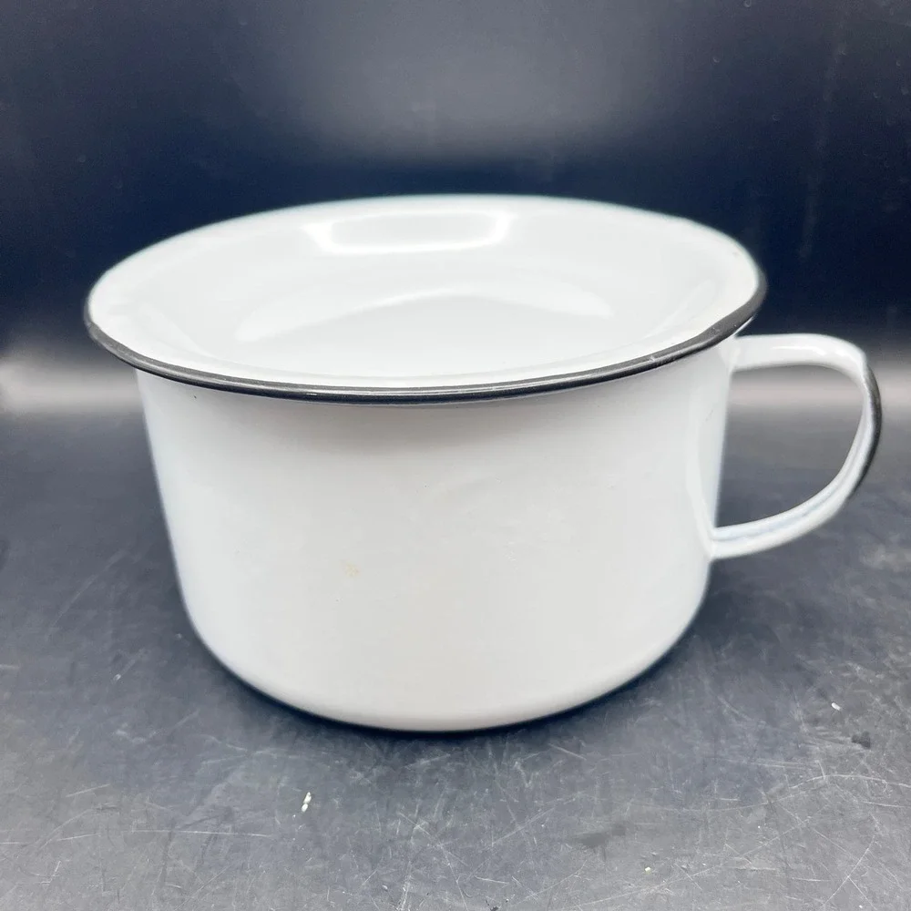 Vtg 2 Pc Enamel Soup Mug Saucer/Plate/Lid‎ Set White Black Trim Camp Kitchenware